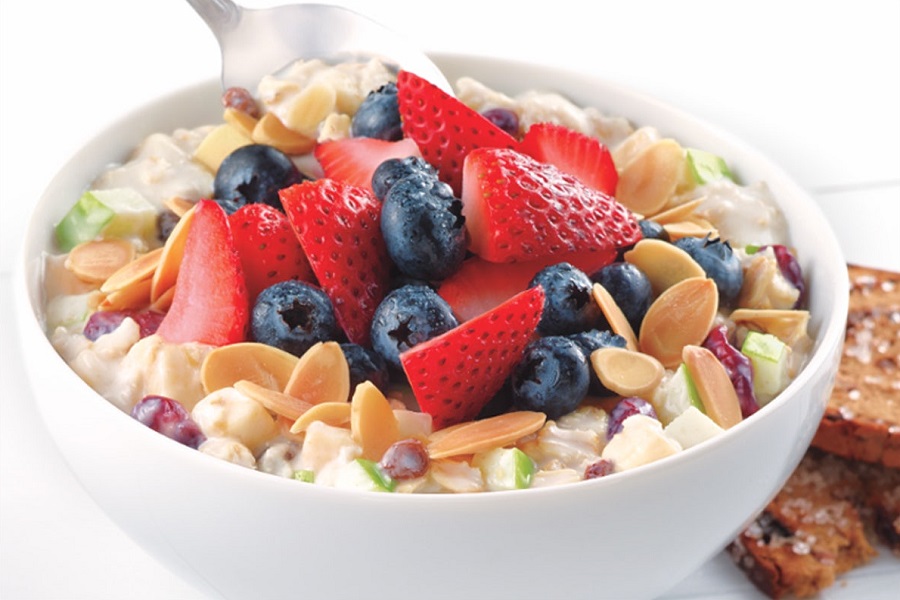 Individual Berry Almond Overnight Oats
